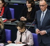 Младенов: Хамас трябва да се разоръжи